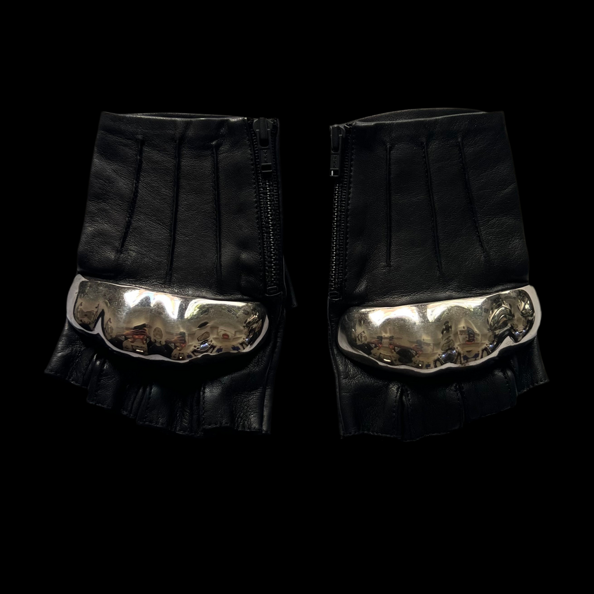SAMPLE SALE BULL GLOVES - WOMENS 8.0